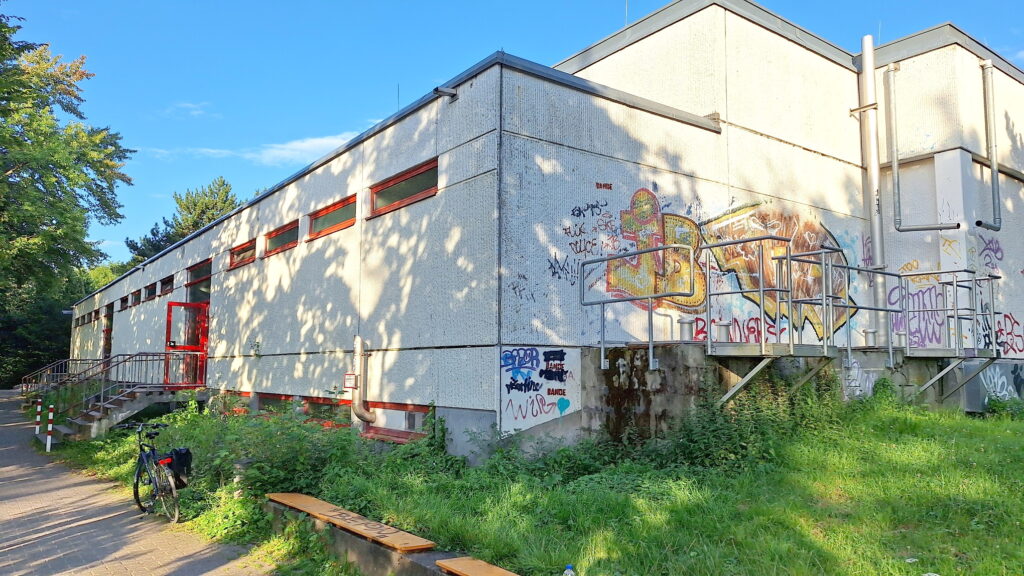 Dreifachturnhalle „An der Josefshöhe“ / Sporthalle des Heinrich-Hertz-Europakollegs